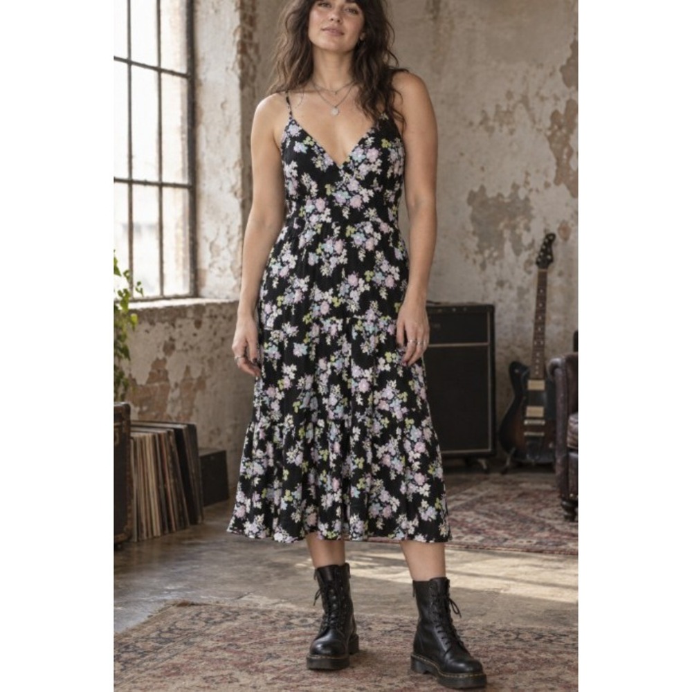 Wild Fable Tiered Cami Dress Womens L Black Floral Whimsigoth Romantic Grunge